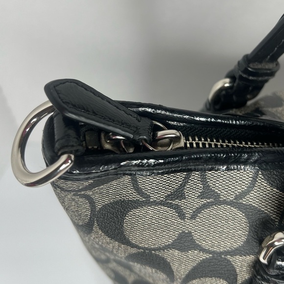 Coach Black/Grey Coated Canvas and Leather Peyton Signature Pocket Tote Purse - Picture 7 of 16